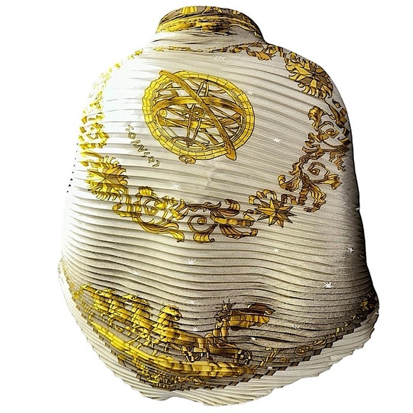 HERMÈS COSMOS Pleats Carre Silk 100% Scarf W/Box - Picture 9 of 14